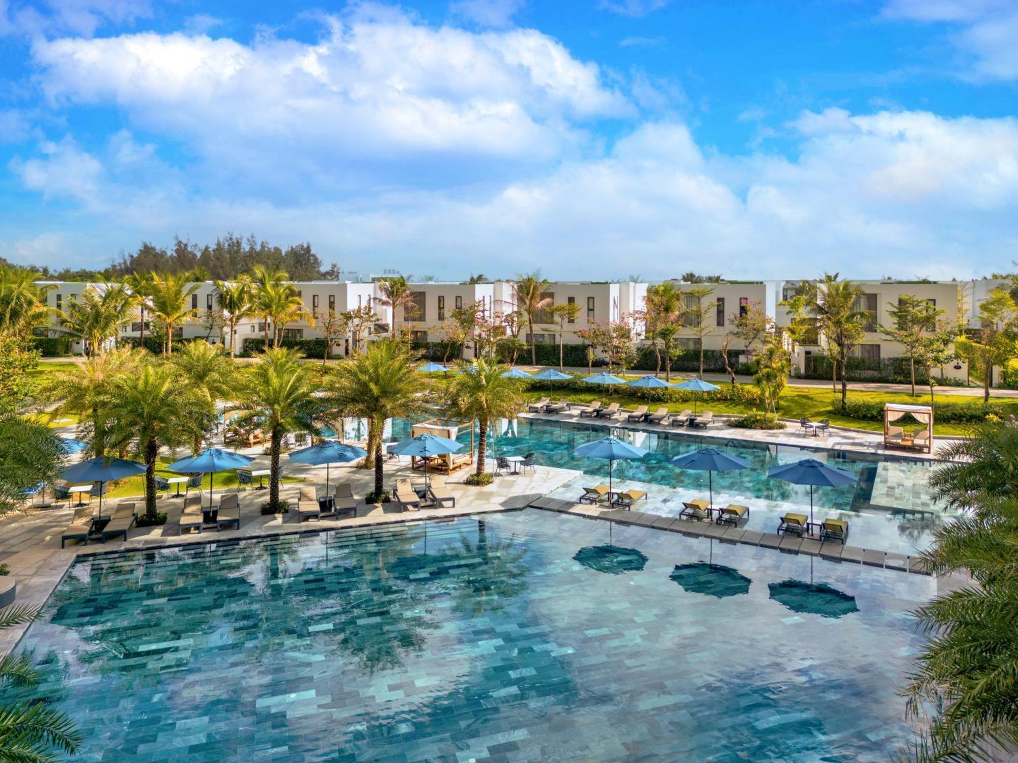 Wyndham Hoi An Royal Beachfront Resort & Villas Bagian luar foto