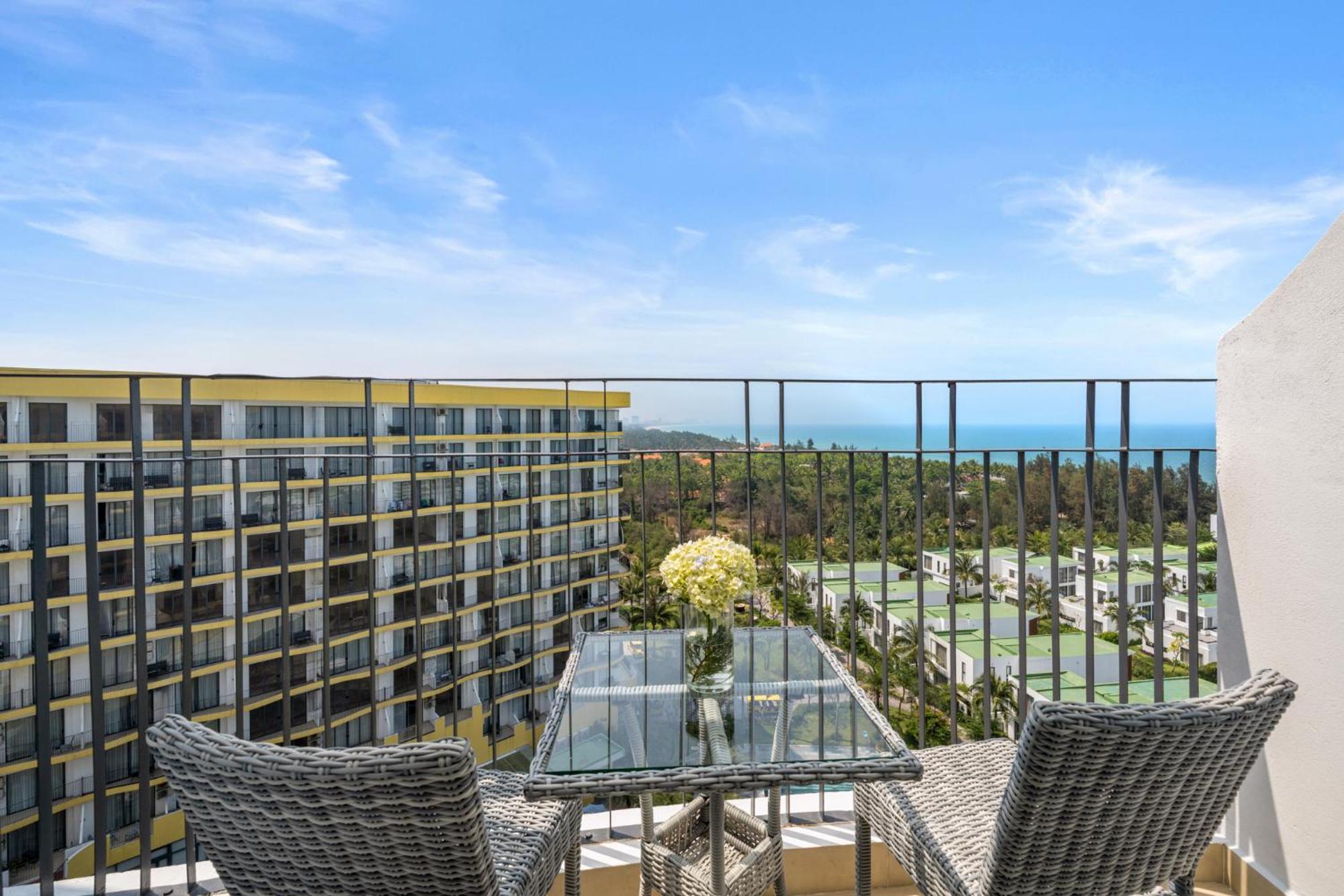 Wyndham Hoi An Royal Beachfront Resort & Villas Bagian luar foto