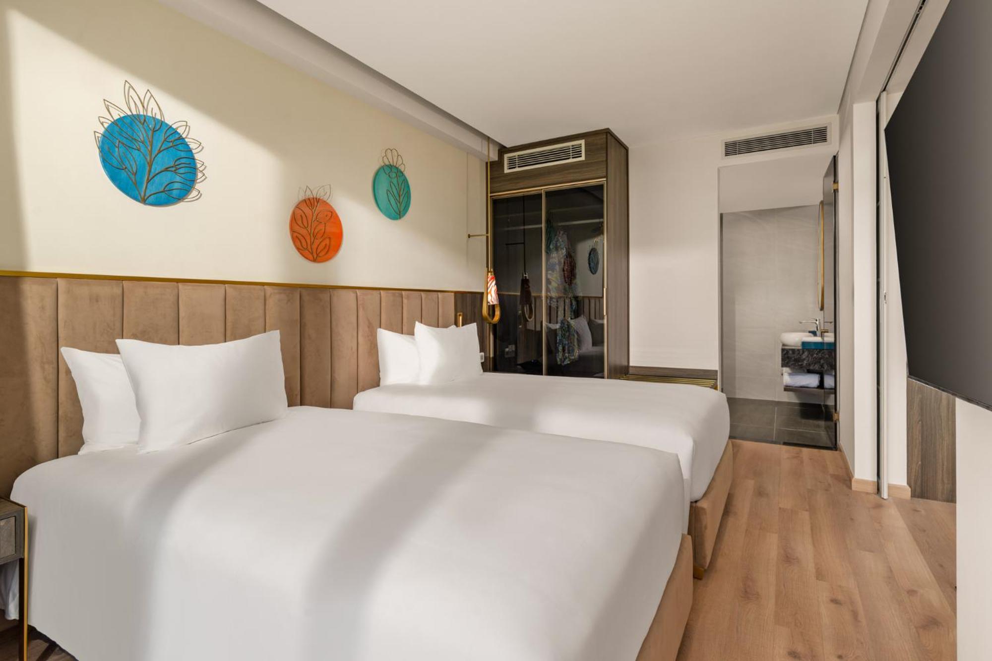 Wyndham Hoi An Royal Beachfront Resort & Villas Bagian luar foto