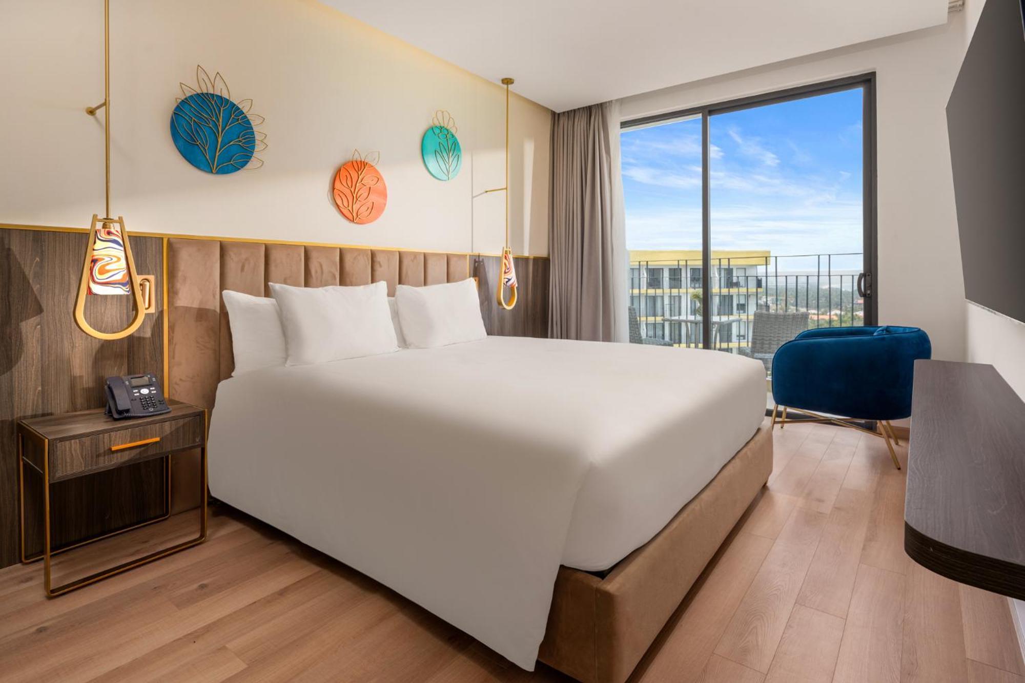 Wyndham Hoi An Royal Beachfront Resort & Villas Bagian luar foto