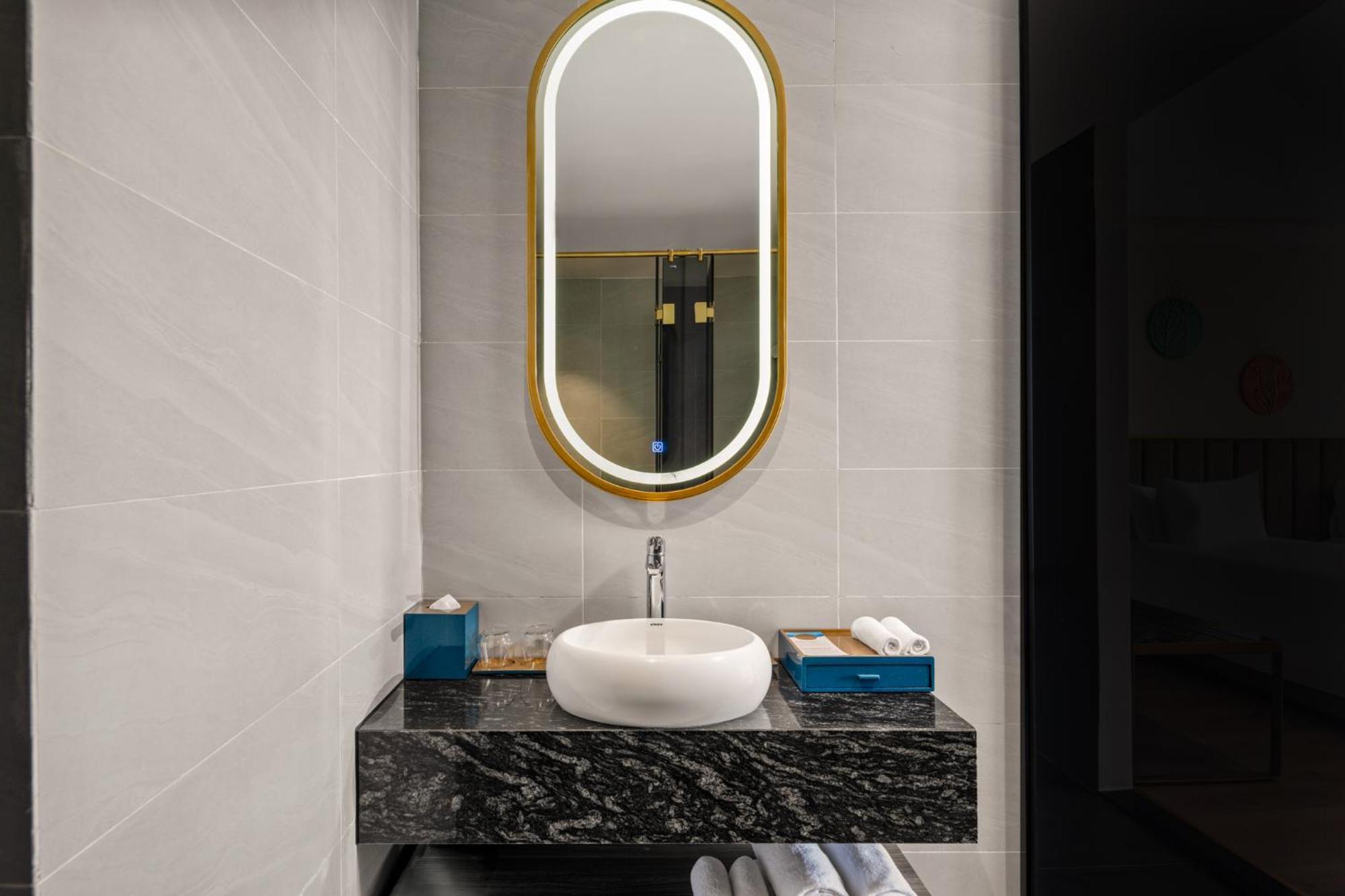 Wyndham Hoi An Royal Beachfront Resort & Villas Bagian luar foto