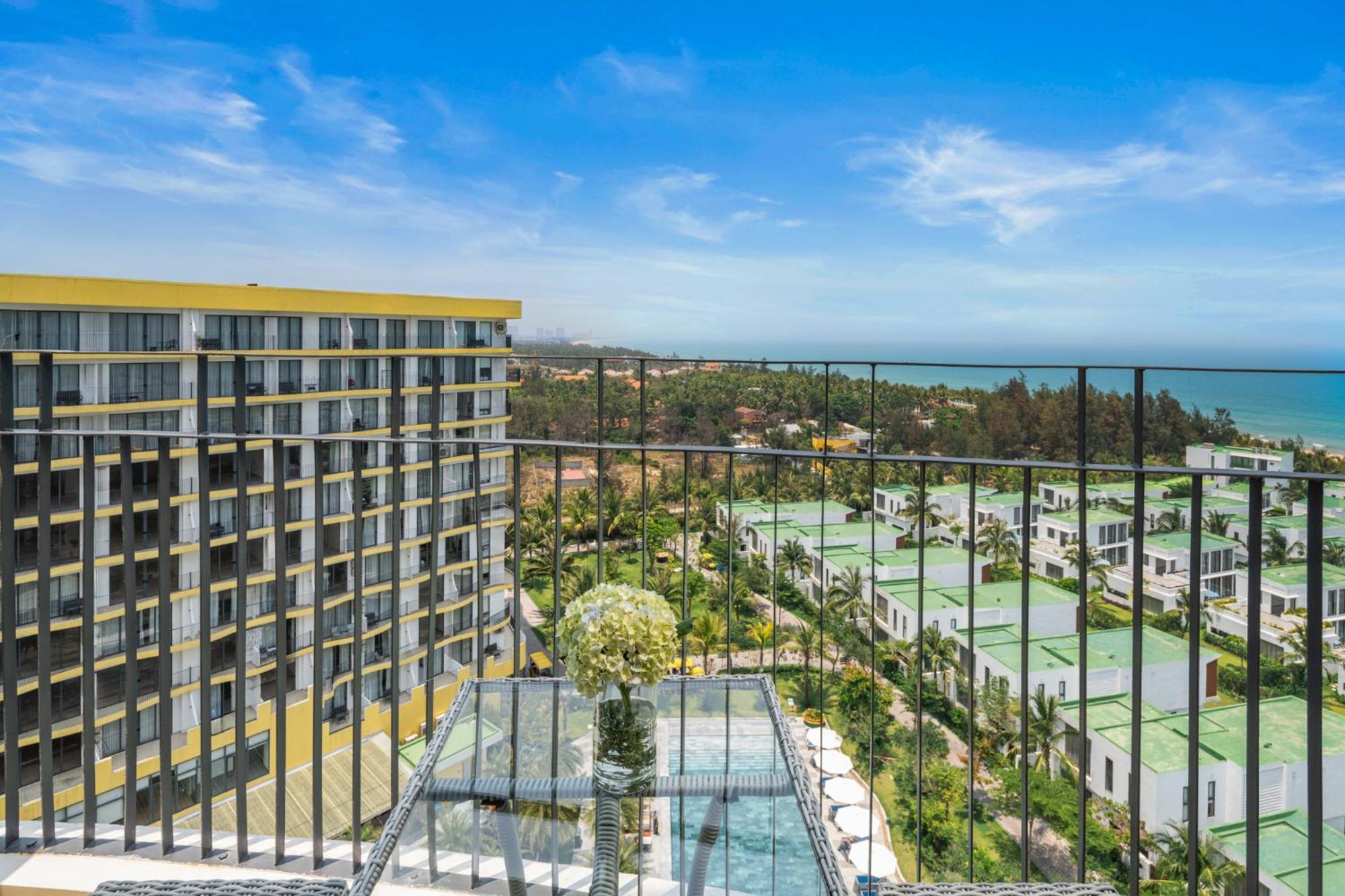 Wyndham Hoi An Royal Beachfront Resort & Villas Bagian luar foto